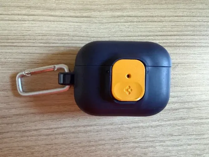 Capa Spigen Nano Pop para AirPods Pro 3 (Original) - Azul e Amarelo