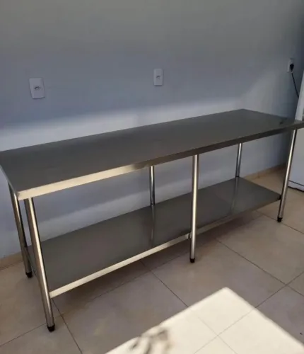 Bancada inox 1.90x60<br>Aço reforçado <br>1550$ pix /dinheiro