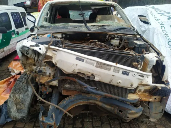 Sucata amarok 122cv 2.0 2012 Para Retirada De Peças