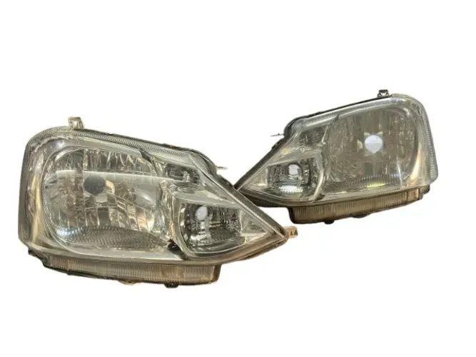 PAR FAROL ETIOS 