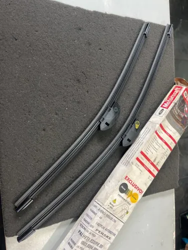 Kit palhetas do limpador de pára-brisa Ford Ecosport 05/ Fiesta 05. MotorCraft 