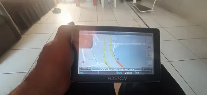 GPS com tv digital 7 Pol. Entrada multimídia .saída câmera ré