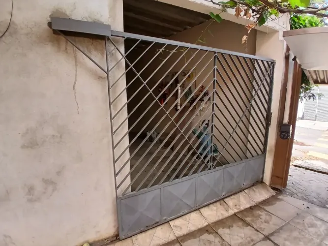Portão de aço - aceito troca
