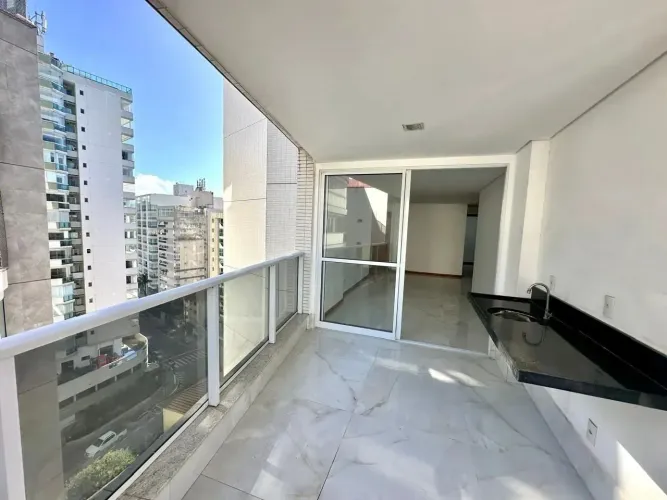 Quatro quartos novo na curva da Sereia na Praia da Costa - Richard Oliveira 0 2 7 9 9 6 1