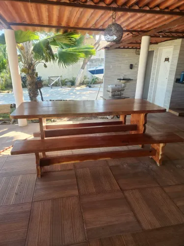 MESA DE MADEIRA 