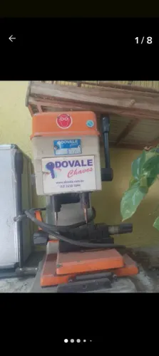 Vendo maquinário completo pra vc virar um chaveiro
