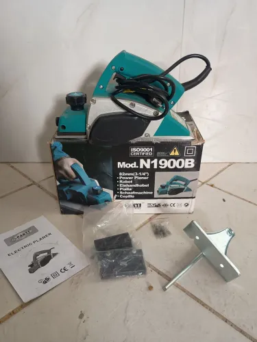 Plaina Elétrica PANNYI 900w