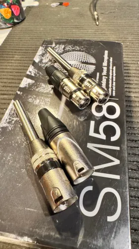 Plug conector XLR CANON macho ou fêmea pra fazer cabo de microfone