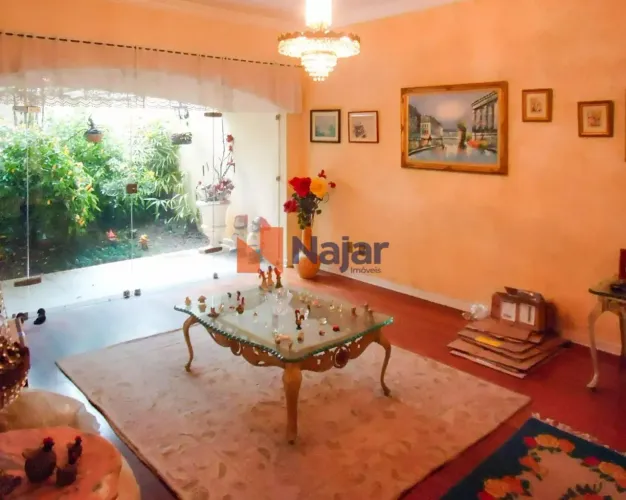 SOBRADO BAIRRO PARQUE MONTE LÍBANO