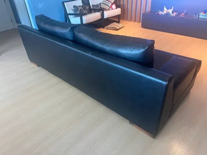 Vendo Sofá em couro