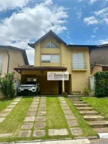 Casa em Condomínio 3 Suítes à venda, 170 m² por R$ 950.000 - Jardim Colibri - Cotia/SP