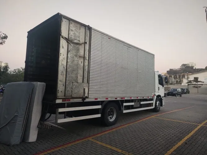 Mudança & mudanças frete c/ Ajudantes Montador carrinho Parc em 12x