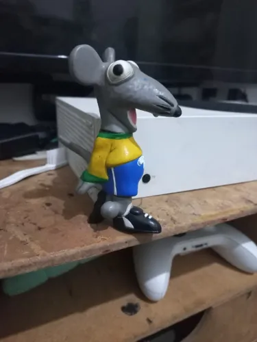 Boneco rato da folha copa