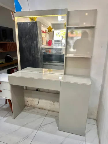 camarim londres 100% mdf , acompanha led
