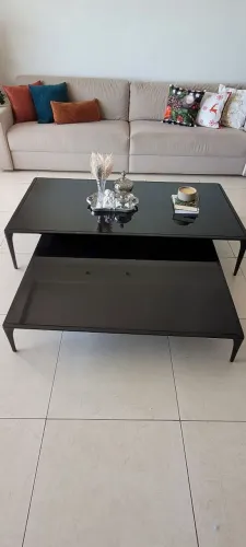 Mesa de Centro em Vidro laqueado preto loja SACCARO 