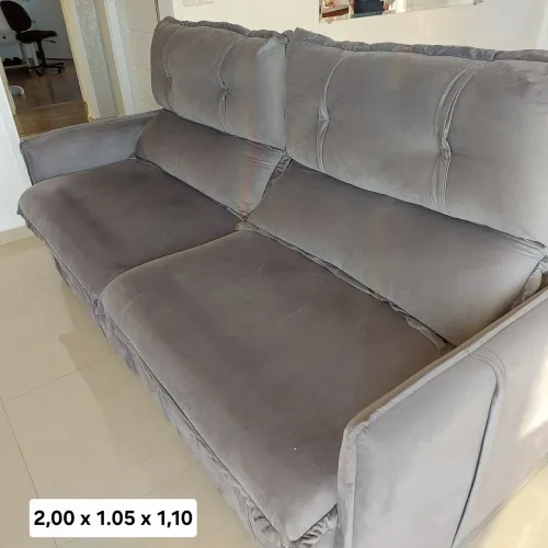 Sofá 2 Lugares Cinza Confortável e Elegante