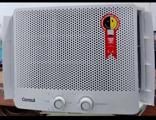 Ar Condicionado Muito Novinho de 12.000 btu 110v entrega gratuita 