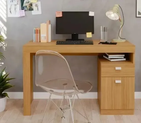 Mesa de pc melisa - no queimão da JP Moveis