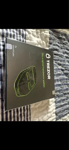ORIGINAL LACRADA - Carteira de Hardware Trezor - Segurança para Criptomoedas