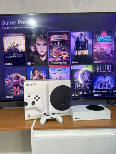 Xbox Series S c/ Garantia estado de 0 