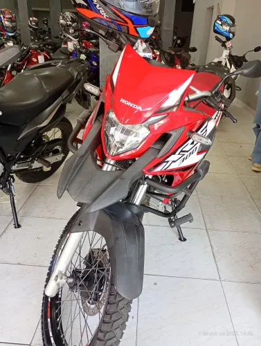 Oportunidade!!!!!! XRE 300 ABS km: 25.348