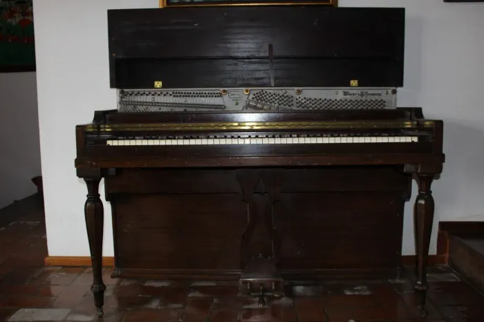 Piano antigo Winter & Company New York 1899