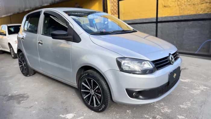 Volkswagen Fox 1.0 MI Total Flex 8V 5P 2014
