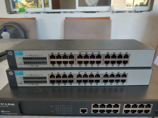 Switch 24 portas. Vendendo barato. Switches de rede ideais para otimizar a conectividade