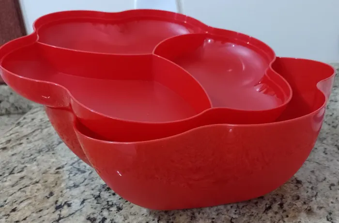 Tigela Tupperware original  com tampa petisqueira 