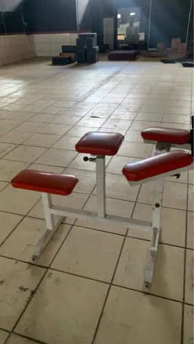 Cadeira de 4 apoios