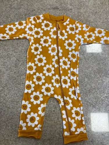 Macacão Infantil Estampado de Flores