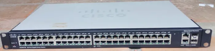 Switch Cisco SG200-50  48Portas Gigabit 