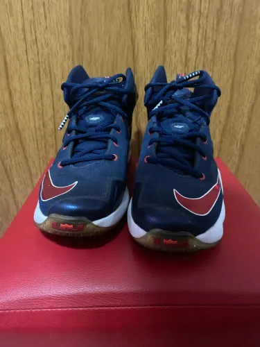Tênis Nike Lebron James