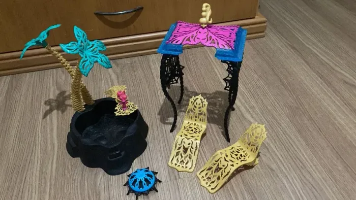 Monster High 13 Wishes Desert Fright Oasis Playset