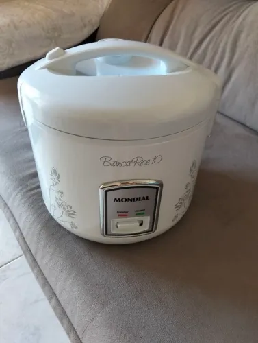Panela elétrica Mundial 10 xicaras