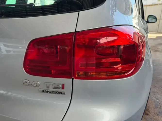 Lanterna Sinaleira Dir. Tiguan 2014 TSI 200cv