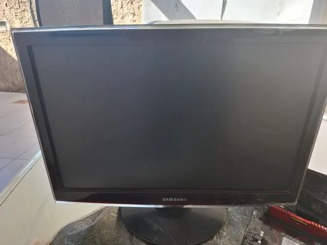 Monitor TV Samsung 22 polegadas em oferta!