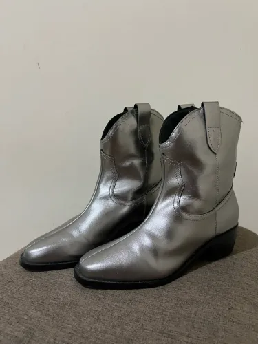 Bota areZo