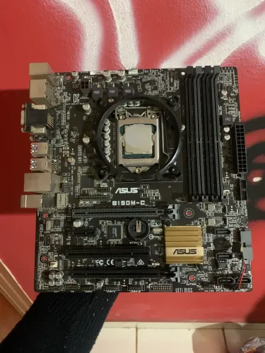 VENDO KIT PLACA-MÃE ASUS B150M-C + PROCESSADOR INTEL CELERON/PENTIUM