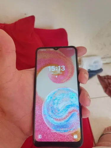 Vendo 2 celulares, 260 reais cada um,