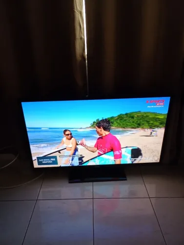 TELEVISOR SAMSUNG 55 POLEGADAS IMAGEM DE CINEMA DE ALTA QUALIDADE ESTAMOS VENDENDO TUDO