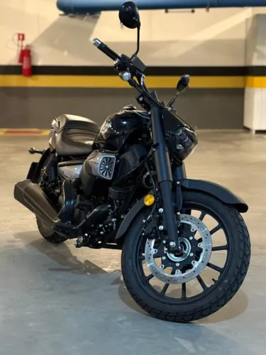 Motocicleta Shineray Titanium 250 à Venda! Única dona! Ano 2025.