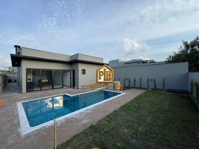Casa Térrea Moderna à Venda | Loteamento Serras de Atibaia | Atibaia/SP