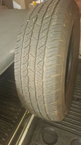 PNEU 255/70 R16.
