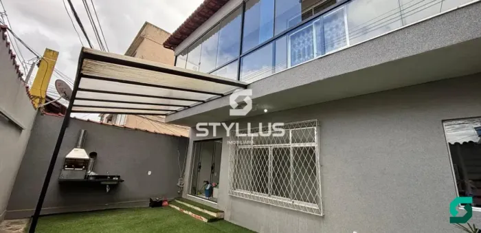 Marechal Hermes | Casa 2 quartos, sendo 1 suite