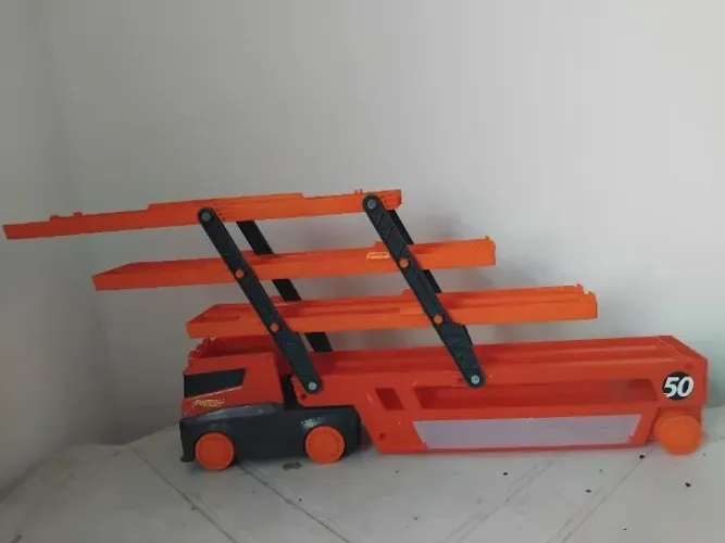 Vendo caminhão cegonha Hotwheels 