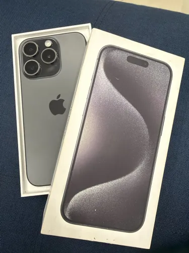 iPhone 15 Pro - 128GB - Titanio - Usado