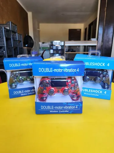 CONTROLE PS4 (RÉPLICA)