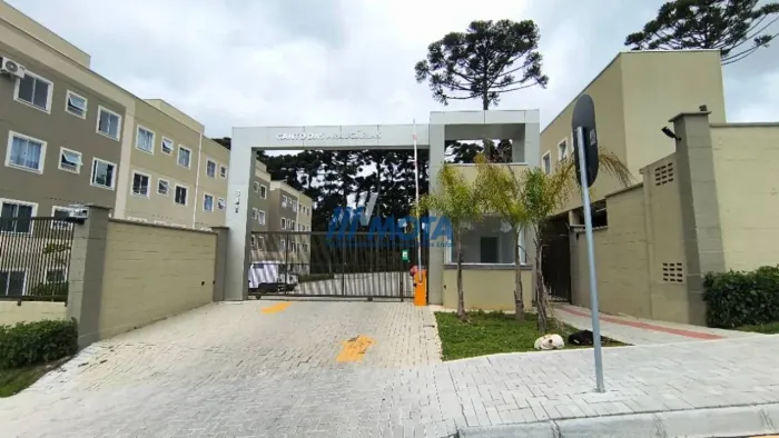 Apartamento com 2 dormitórios para alugar, 41 m² por R$ 2.273,00/mês - Santa Cândida - Cur