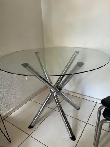 Mesa de jantar redonda